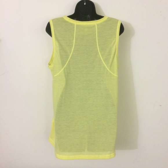 💖 50% OFF Bundle Performance Tank Top L - Picture 2 of 5